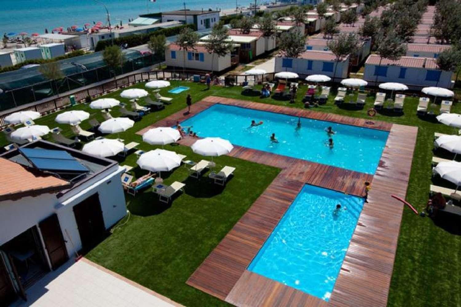 Camping Blu Fantasy Senigallia Bagian luar foto