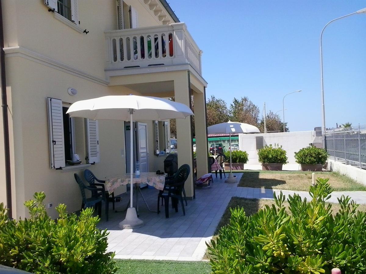 Camping Blu Fantasy Senigallia Bagian luar foto
