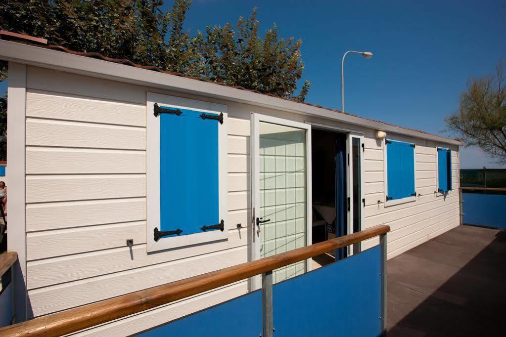 Camping Blu Fantasy Senigallia Bagian luar foto