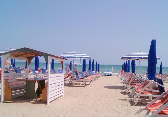 Camping Blu Fantasy Senigallia Bagian luar foto