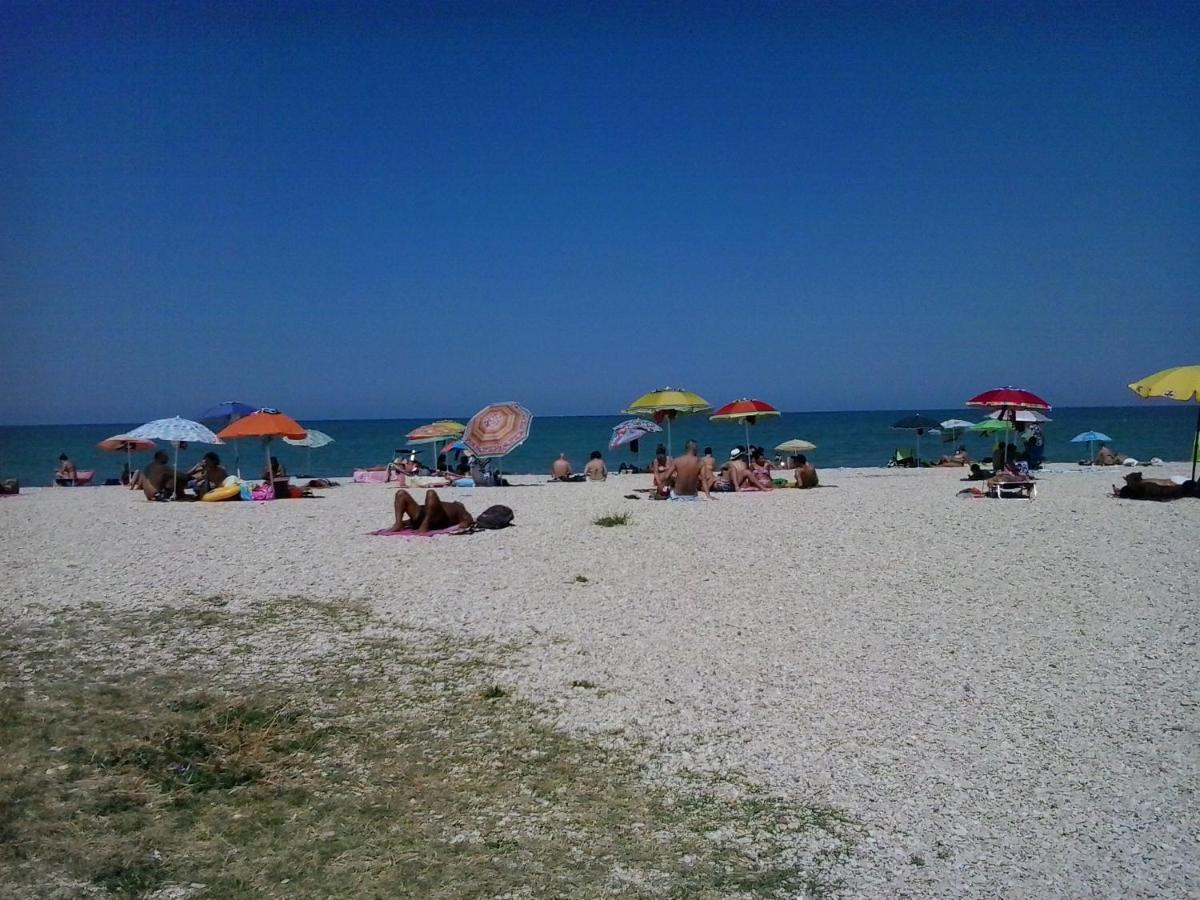 Camping Blu Fantasy Senigallia Bagian luar foto